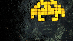 Art Space invaders street