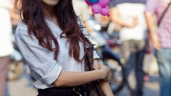 Asians bangs Viet Nam