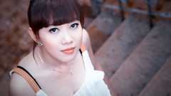 Asians bangs Viet Nam