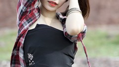 Asians exposed midriff Viet Nam