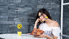 Asians Korean earrings Kim