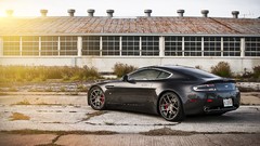 Aston Martin Vantage