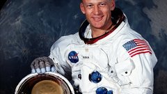 Astronauts buzz aldrin