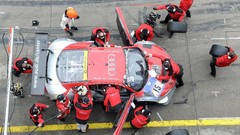 Audi cars races pit-crew