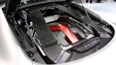 Audi r8 cars Engines