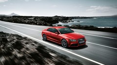 Audi roads red cars