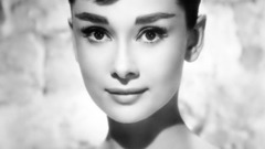Audrey Hepburn grayscale