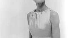 Audrey Hepburn grayscale