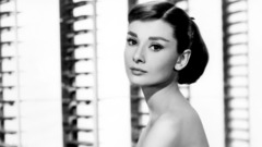 Audrey Hepburn grayscale monochrome