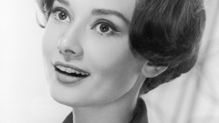 Audrey Hepburn grayscale monochrome