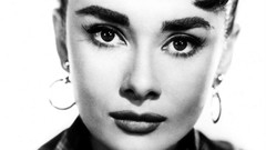Audrey Hepburn monochrome