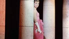 Audrey hepburn pink dress
