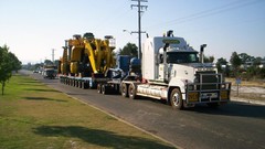 Australia trucks Road train Heavy machinary mack Titan 610