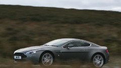 Auto cars Aston Martin