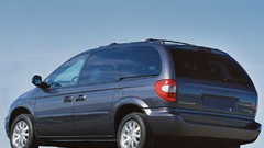 Auto cars Chrysler automobile vehicles