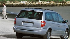 Auto cars Chrysler automobile vehicles