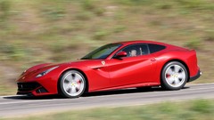 Auto cars ferrari f12 berlinetta