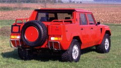 Auto Lamborghini Lamborghini LM002