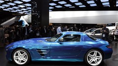 Auto Paris cars sls amg