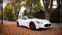 Autumn cars Maserati granturismo