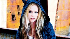Avril Lavigne blondes