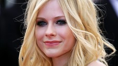 Avril Lavigne faces blondes
