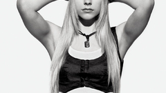 Avril Lavigne monochrome greyscale