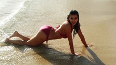 Beaches brunettes bikini kim kardashian
