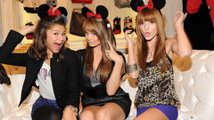 Bella thorne debby ryan