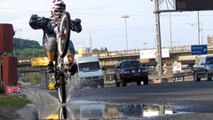 Bicycles Ukraine roads extreme