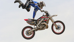 Bike Stunt high some get res let