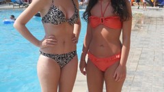 Bikini Sisters