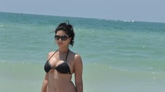 Bikini Sunny Leone Beaches