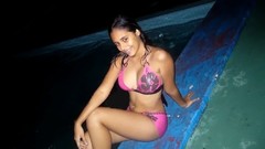 Bikini swimming pools