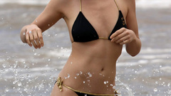 Bikini yvonne strahovski