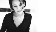 Black and white Alizée