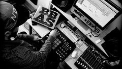 Black and white DJ apple inc