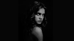 Black and white eyes woman natalia vodianova looking back