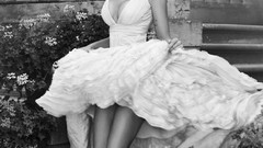 Black and white feet brides wedding dresses