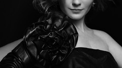 Black and white Kirsten Dunst monochrome