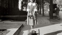 Black and white past old USA Amin Peyrovi