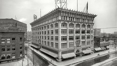 Black and white past old USA Amin Peyrovi