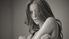 Black and white woman