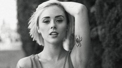 Black and white woman blondes alysha nett Noire