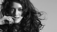 Black and white woman Celebrity Hilary Duff monochrome 