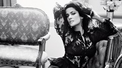 Black and white woman Mexican Actress brunettes salma hayek 