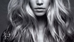 Black and white woman monochrome blondes models cleavage Aline 