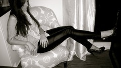 Black and white woman monochrome brunettes leggings Noire