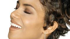 Black people Halle Berry