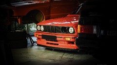 Black red BMW M3 E30